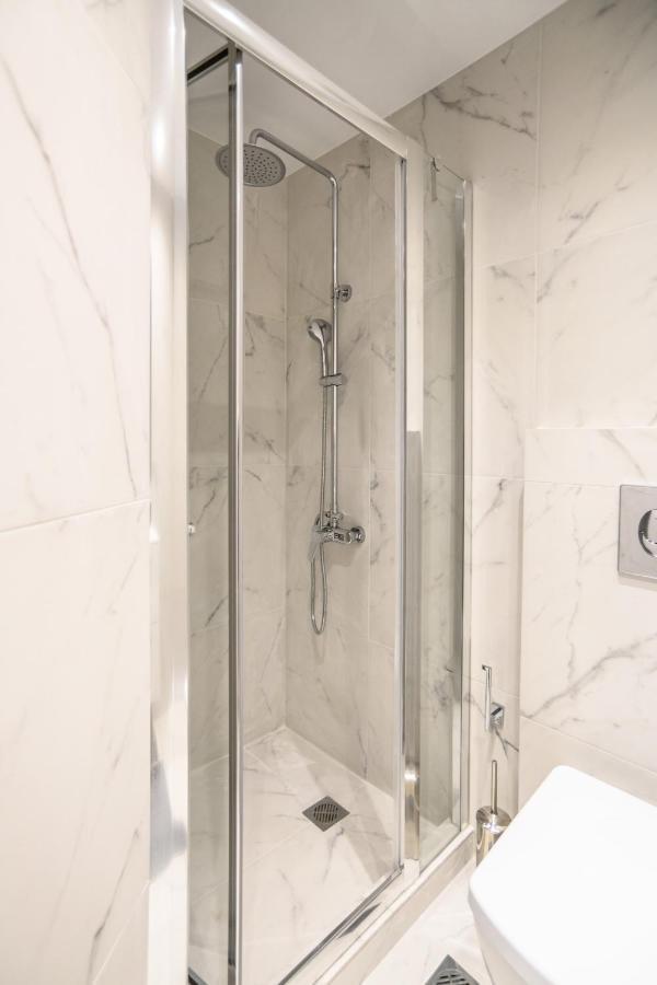 אתונה A15 Pristine & Lux Apartment Near Syntagma Square מראה חיצוני תמונה